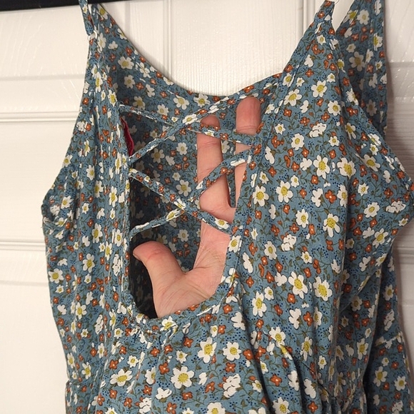 Paradise USA Blue Floral Spaghetti Strap Flowy Tank Top - Women's Size Large - Picture 6 of 10